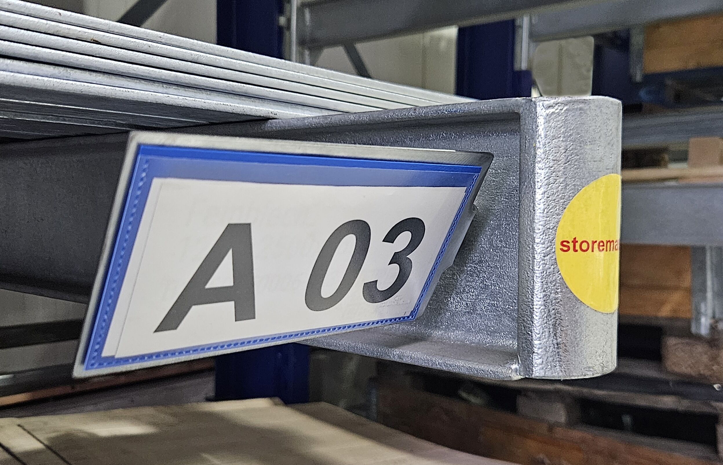 Shelf sign for cantilever racking